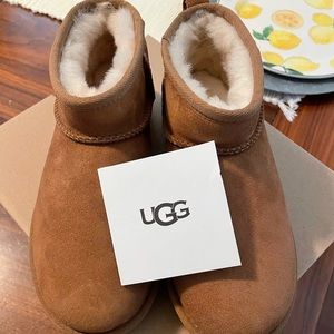 Ugg Ultra Mini Boots 6